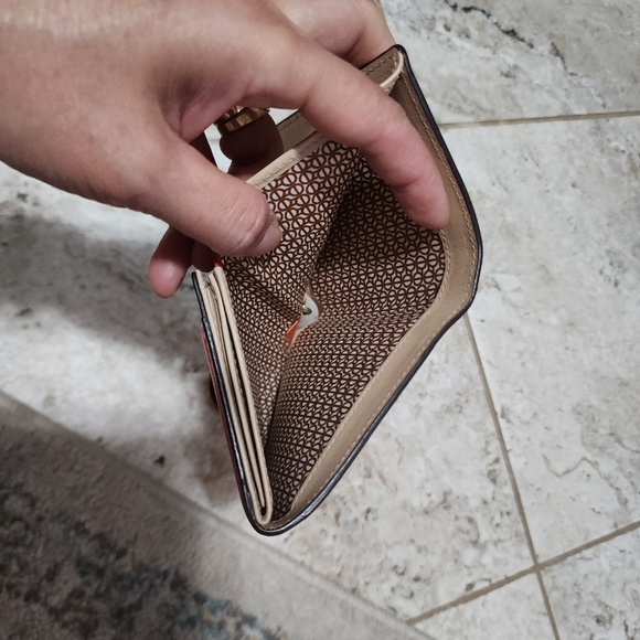 Louis Quatorze Charm Detailed Folding Half Saffiano Leather Wallet - Picture 6 of 9